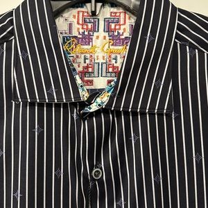 Great looking men’s shirt, NEW